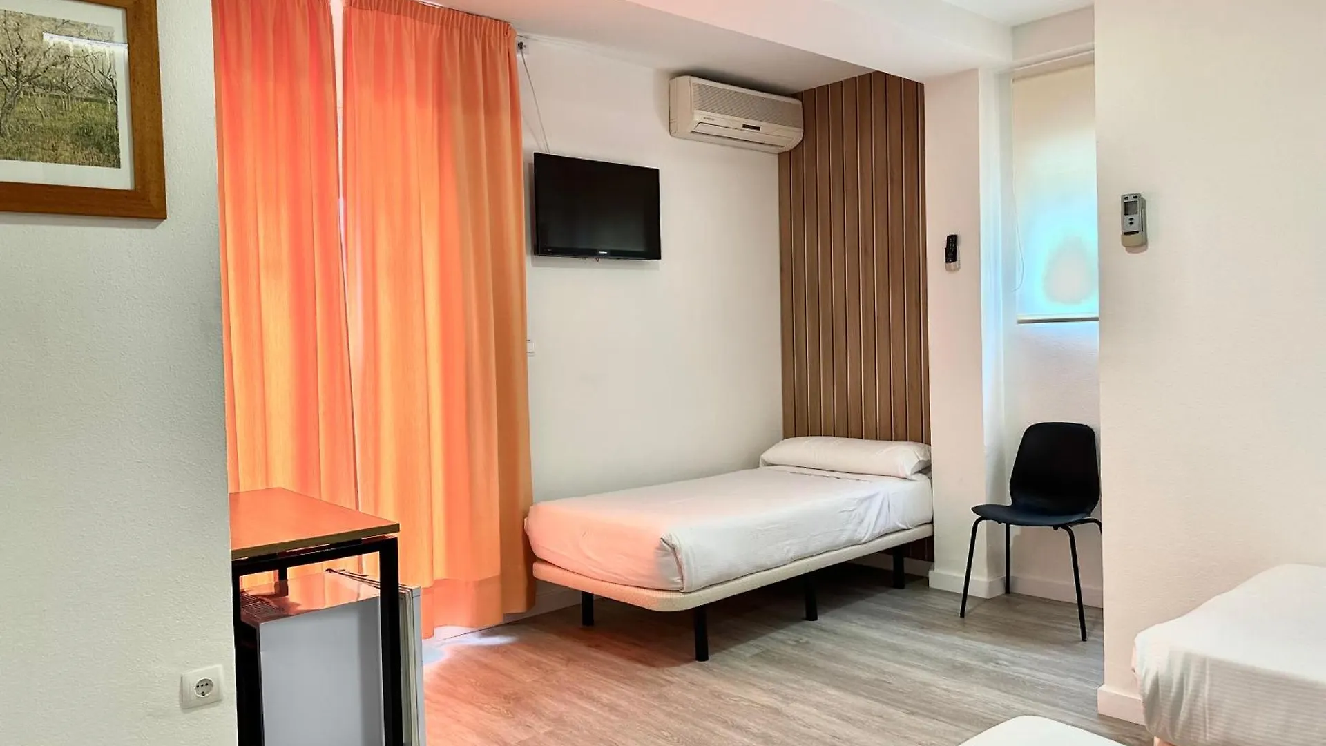 Hotel Victoria Centro contacts